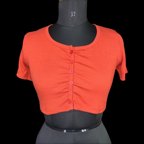 🎀NWOT Korean imported crop top ribbed